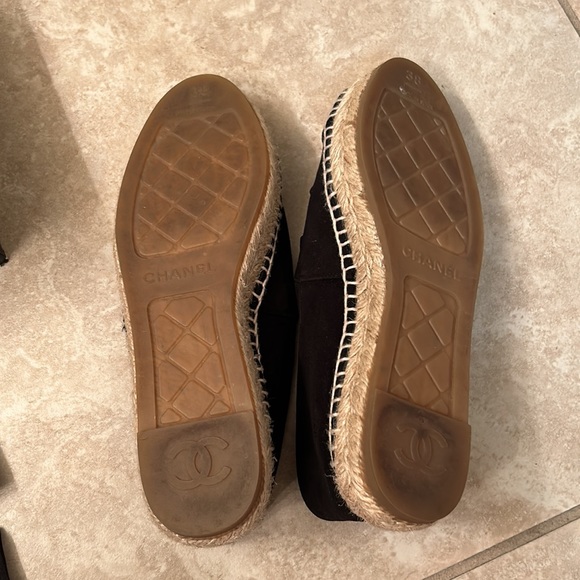 100% Authentic Chanel Womenβs size 38 / 8 Black on Black Espadrilles- with Box - Picture 5 of 9
